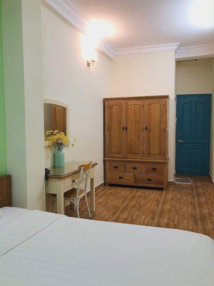 Отель Cozy House 140 Хошимин Экстерьер фото